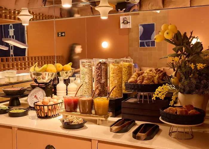 Hostel Latroupe Poblenou *