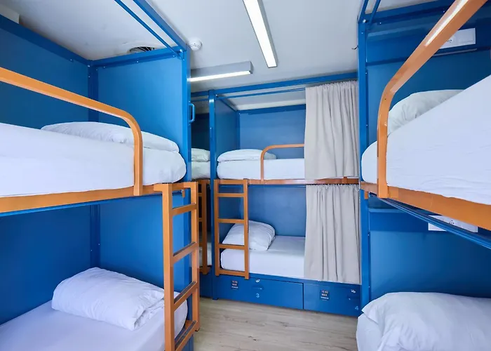 Latroupe Poblenou * Barcelona