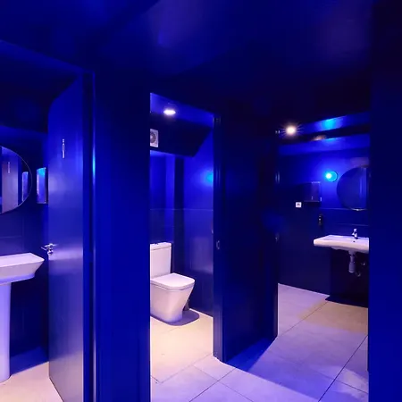 호스텔 Latroupe Poblenou