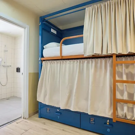 Latroupe Poblenou * 바르셀로나