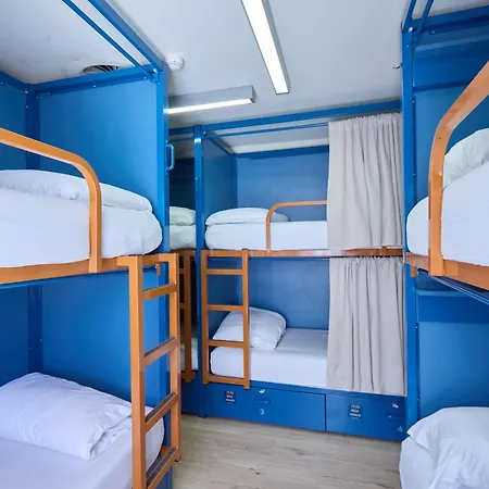 Latroupe Poblenou * Barcelona