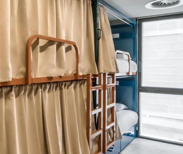 Ostello Latroupe Poblenou *