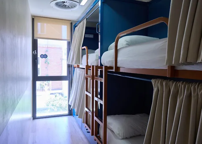 Latroupe Poblenou Barcellona