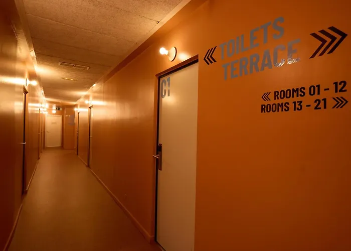 Latroupe Poblenou Ostello *