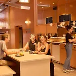 Latroupe Poblenou Hostel
