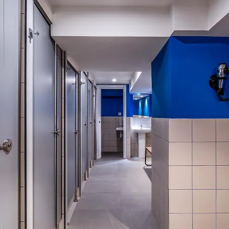Hostel Latroupe Poblenou *